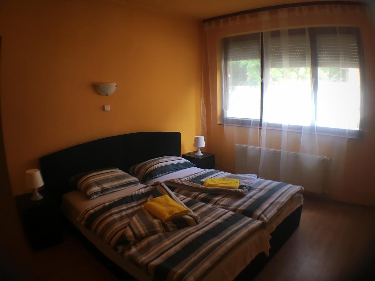 Palota Panzio Bed & Breakfast Budapest Luaran gambar